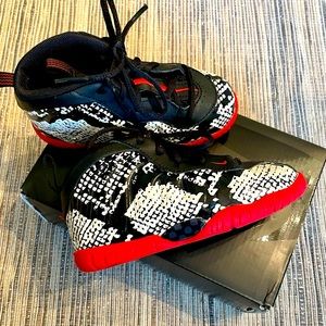 Nike Little Posite (Toddler Size 7) Habenero Red-Black